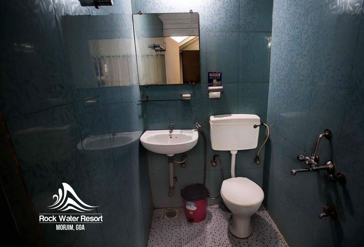 Rock Water Resort Морджим Екстериор снимка